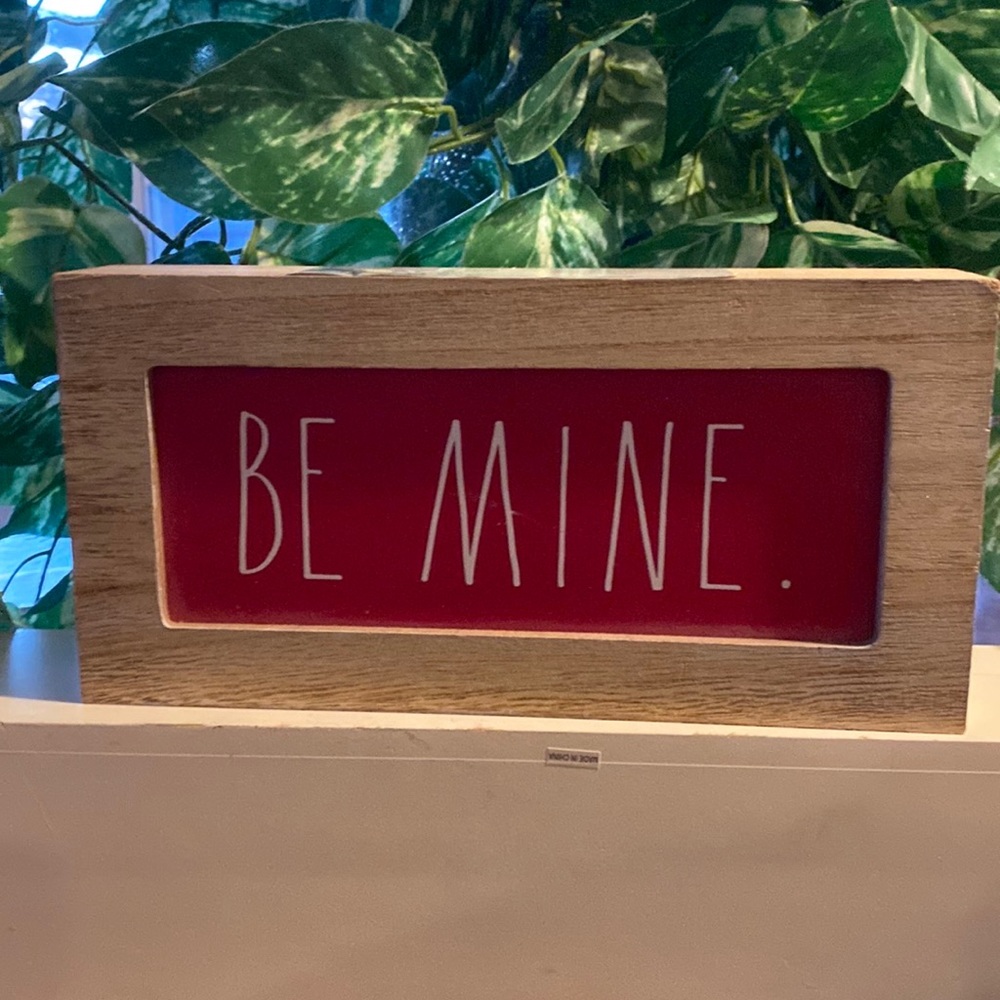 _NWT Rae Dunn  “Be Mine”